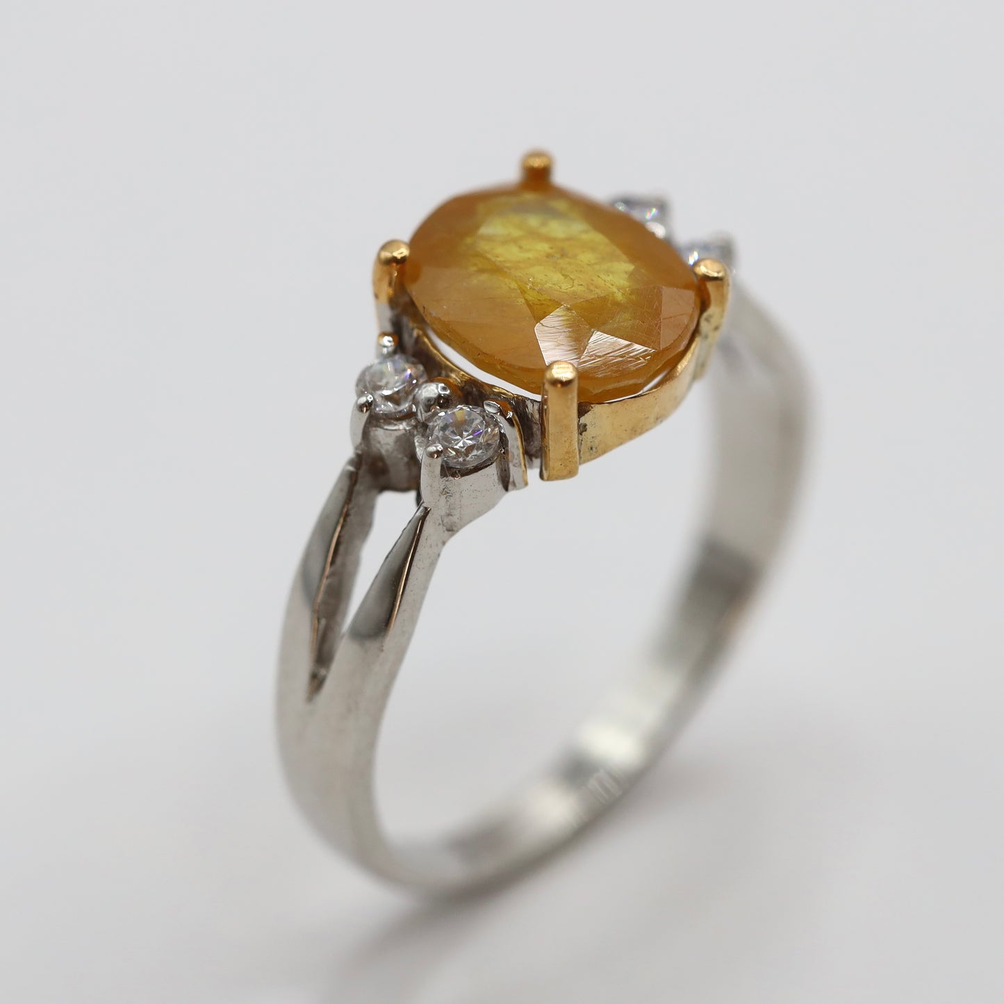 9K yellow gold and 925 silver sapphire ring